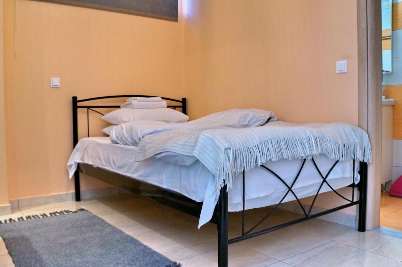 Aroma Rent House 2 Lägenhet Mytilíni Exteriör bild
